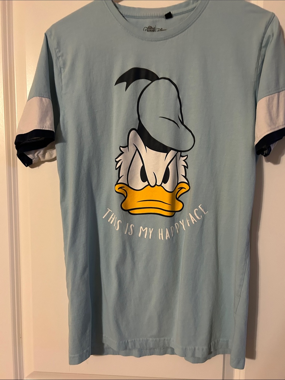 Light Blue Donald Duck Men’s Casual Tee size L